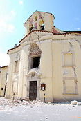 175px-Chiesa_di_Santa_Maria_a_Paganica.jpg